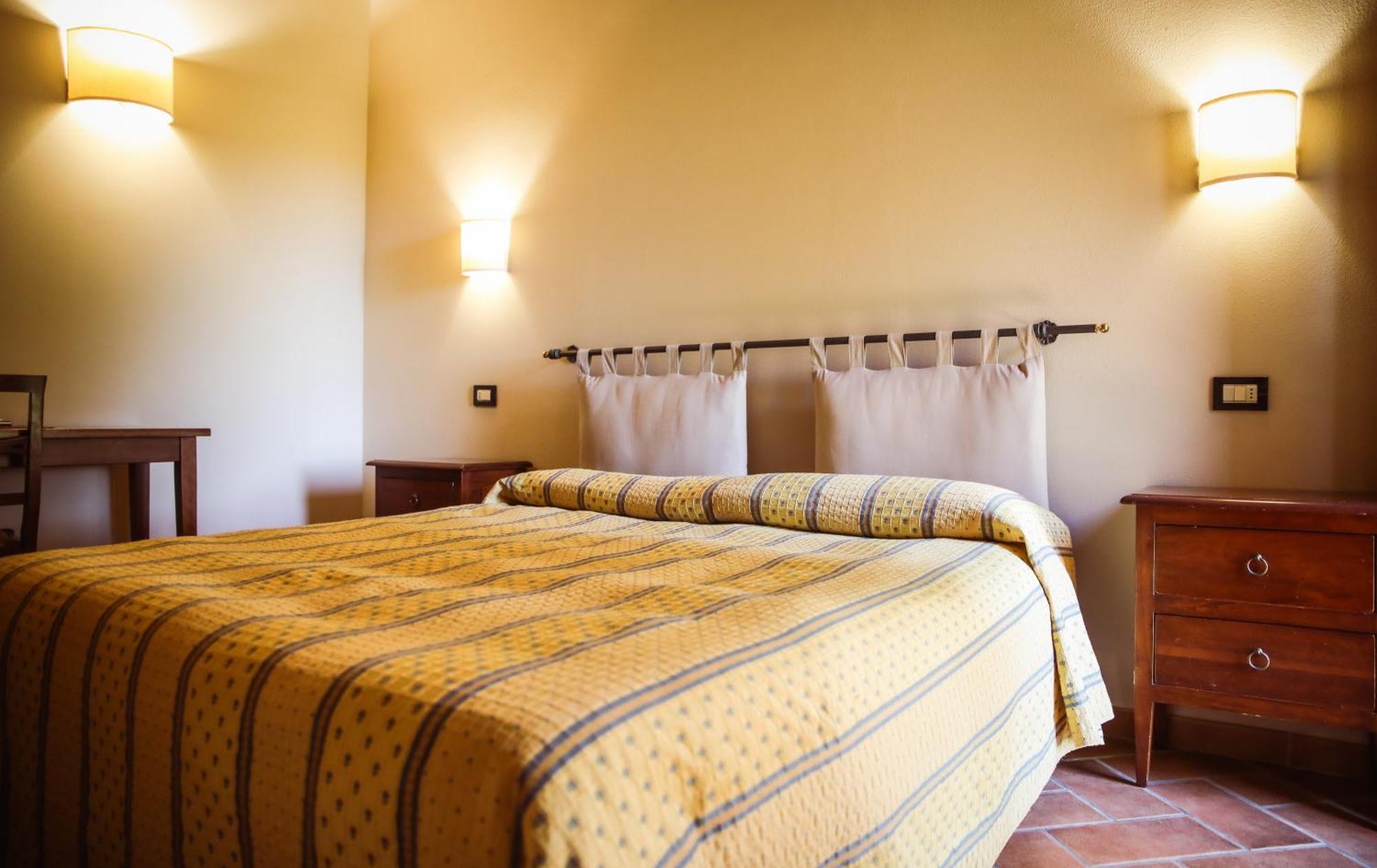Agriturismo La Vecchia Quercia Montemerano Exterior photo