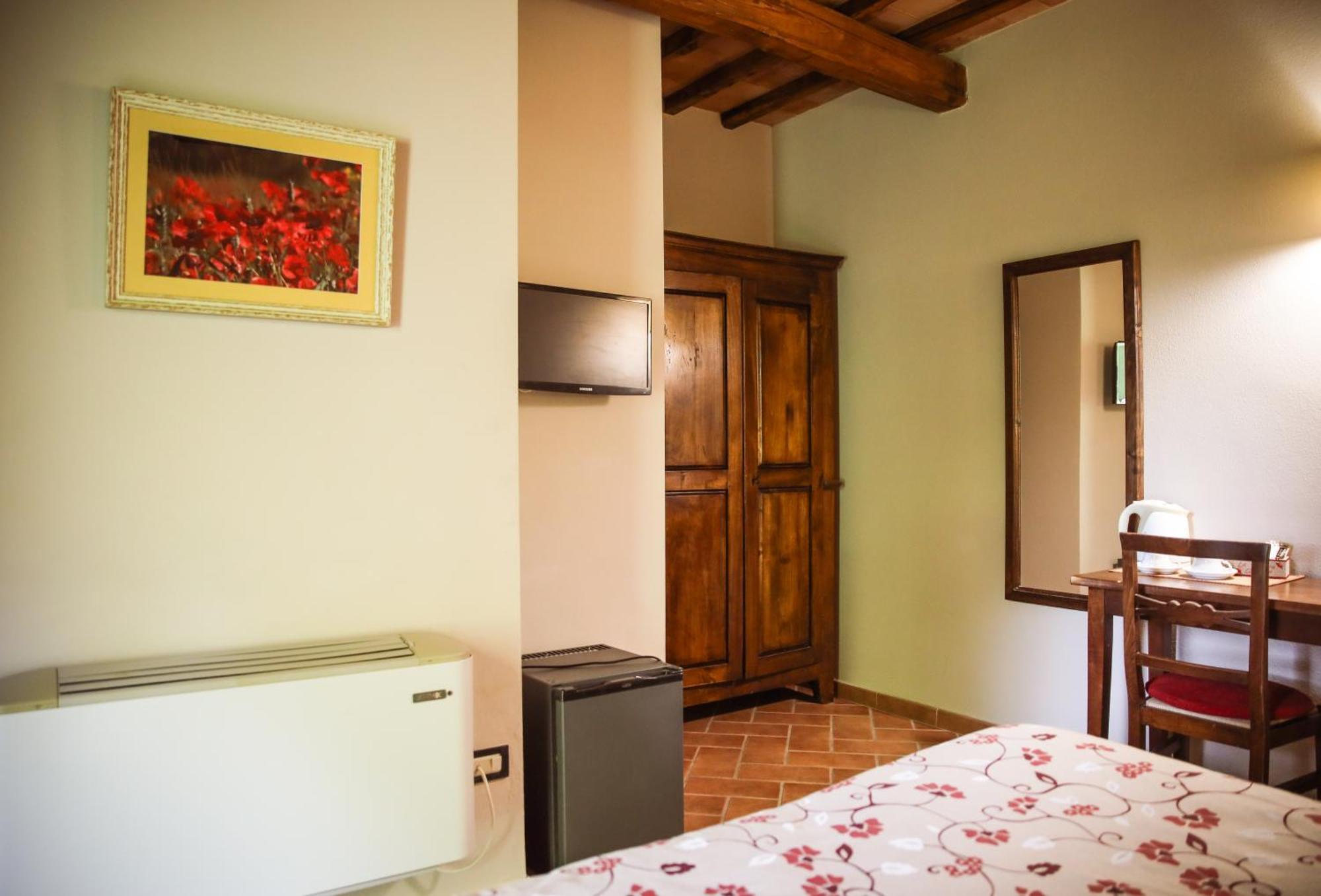 Agriturismo La Vecchia Quercia Montemerano Exterior photo