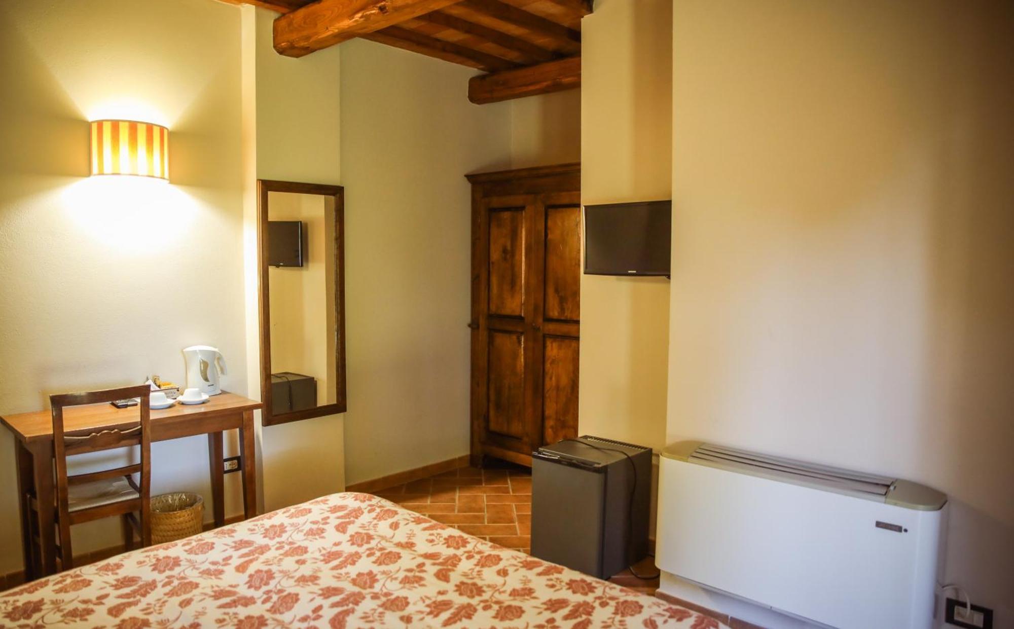 Agriturismo La Vecchia Quercia Montemerano Exterior photo